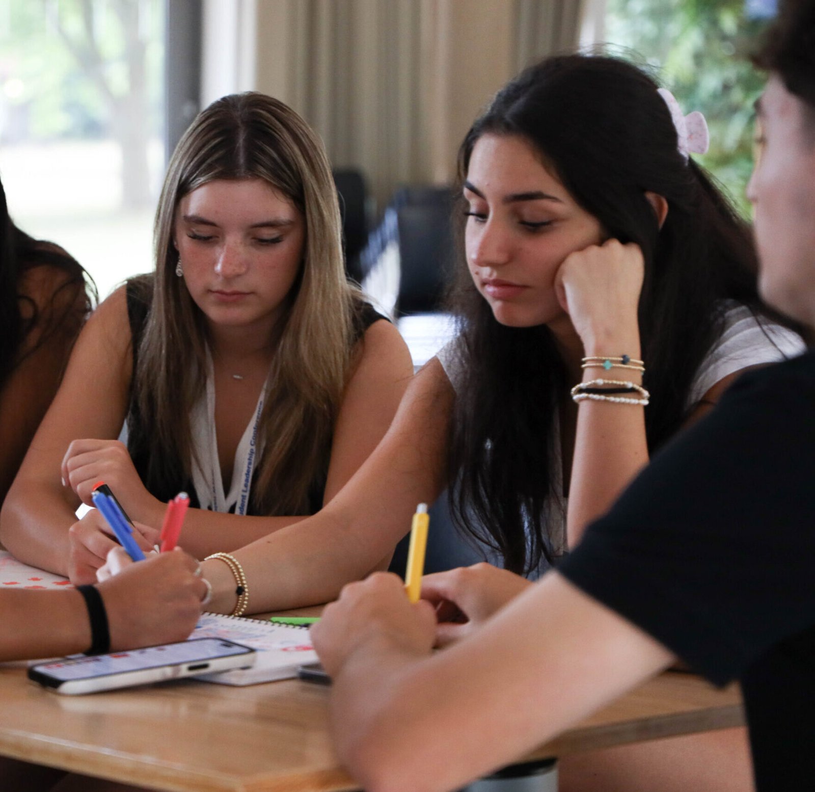Students conducting psychology experiments at Oxford summer school