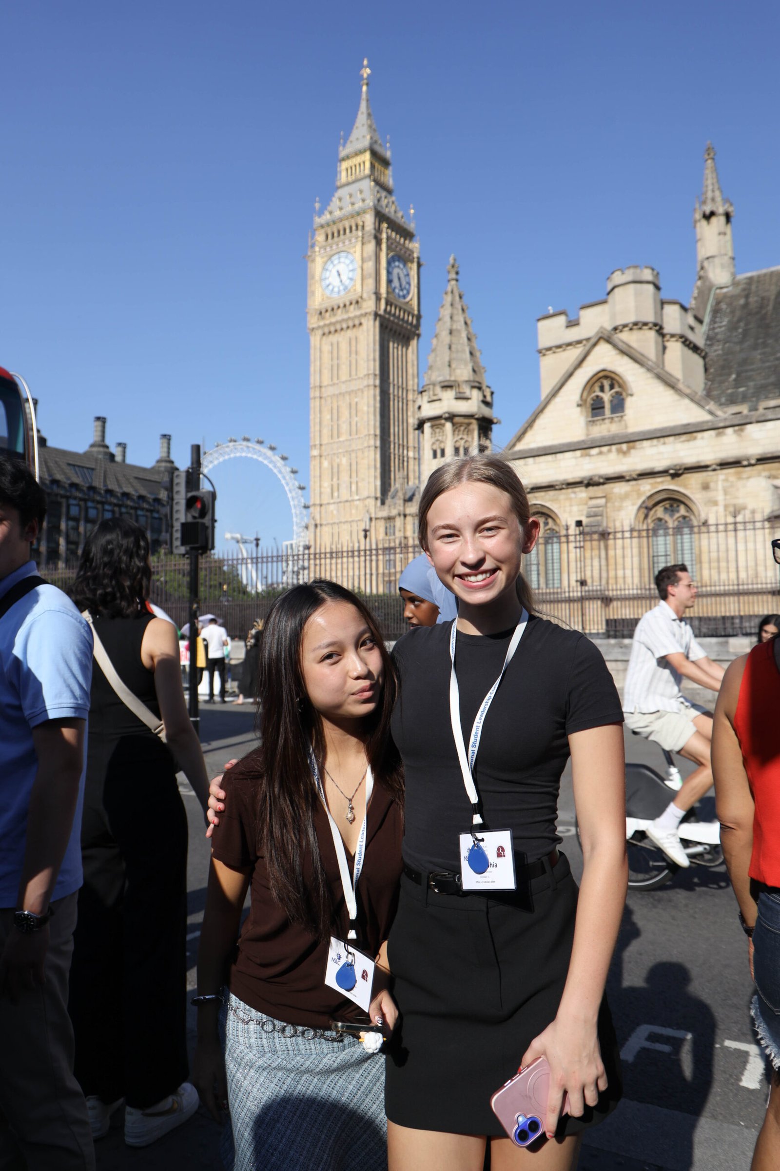 Oxford Summer School students on a field trip